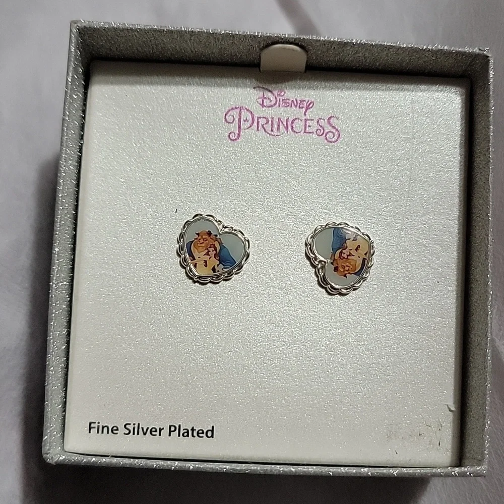 ✨️New Disney Princess Belle Beauty & The Beast Silver Plated Heart Stud Earrings